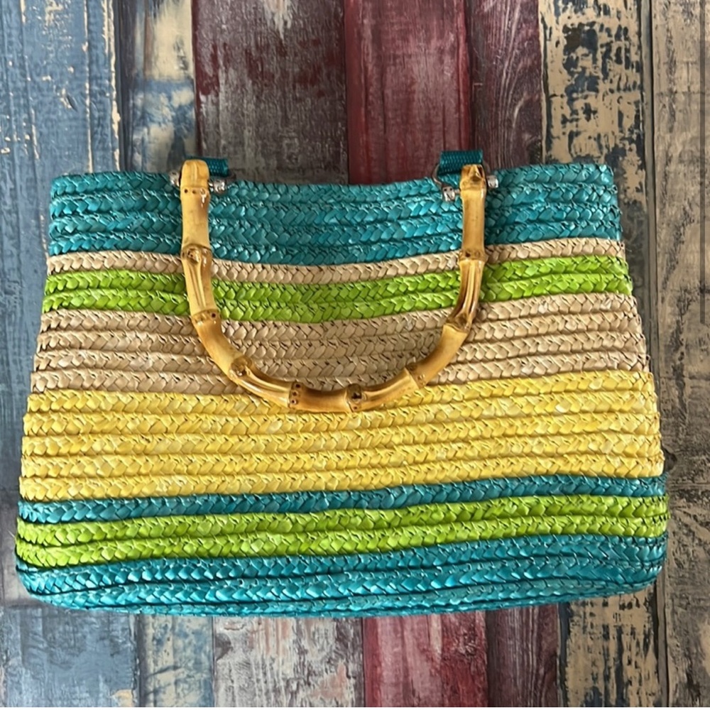 NWOT Coloful Straw Handbag. SzOS